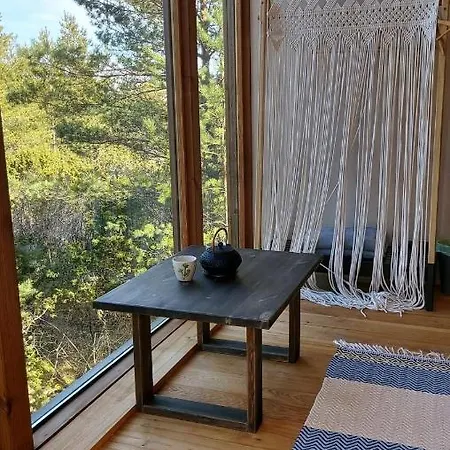 Ueuegumetsa Treehouse And Sauna Hébergement de vacances