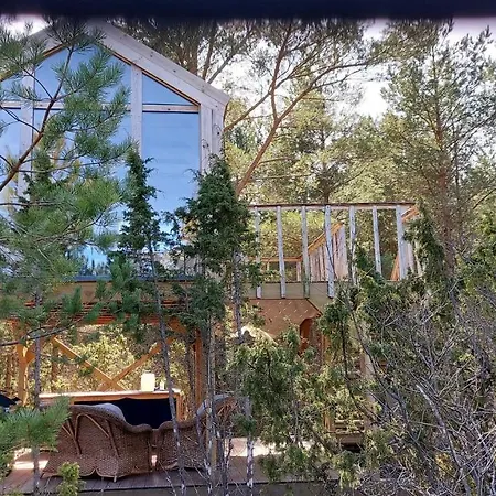 Holiday home Ueuegumetsa Treehouse *