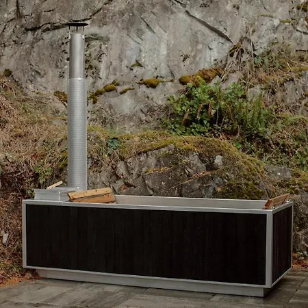 üügumetsa Treehouse Ferienhaus *
