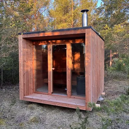 Ueuegumetsa Treehouse And Sauna Hébergement de vacances