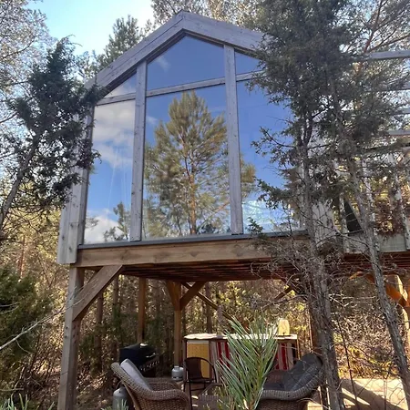 Ueuegumetsa Treehouse And Sauna * Kallaste (Saaremaa)